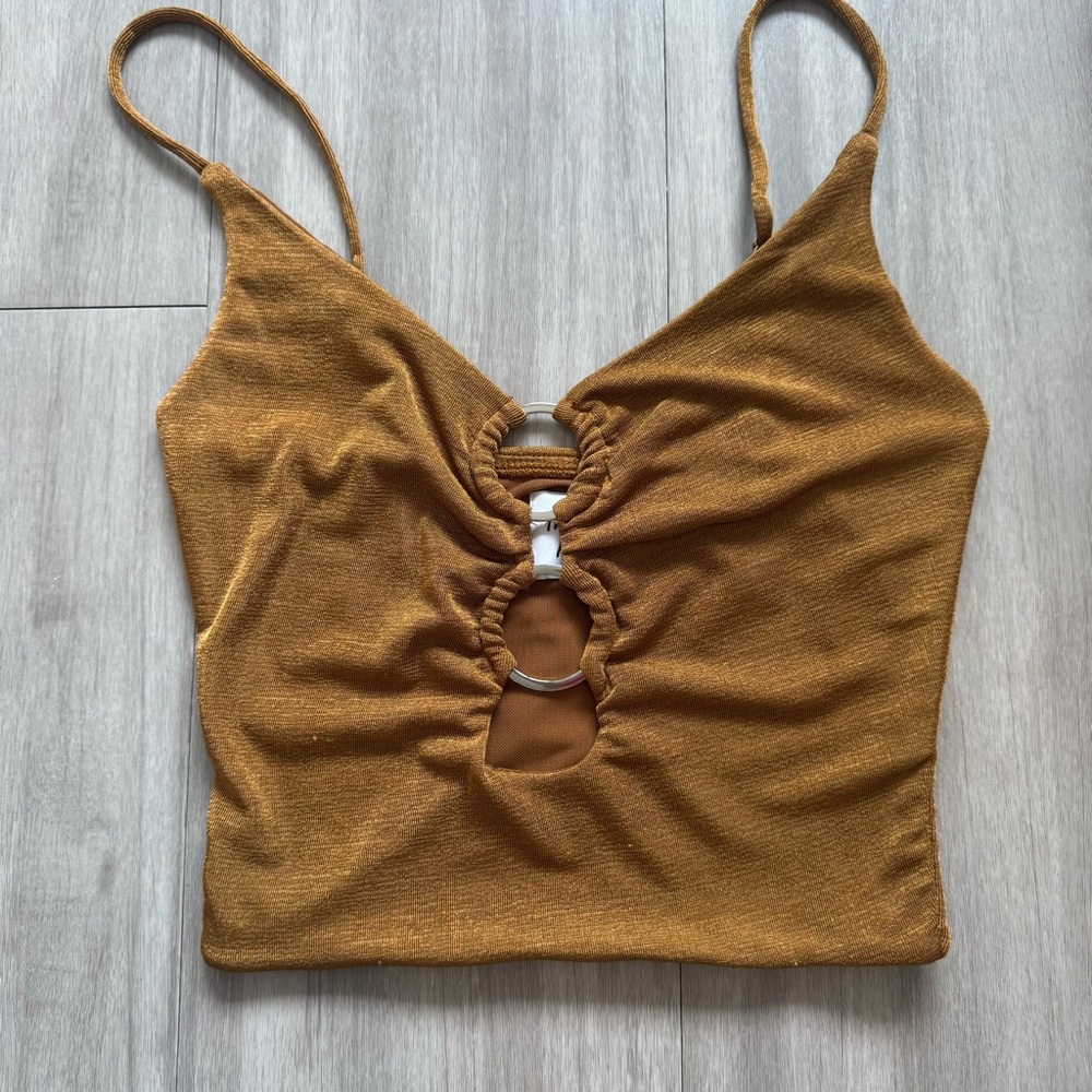 Princess Polly gold cut out top Size 4